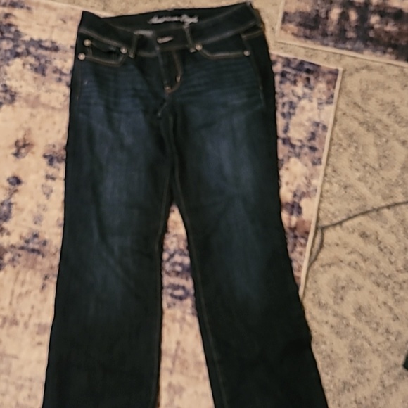 Size 10, American Eagle - Picture 2 of 4